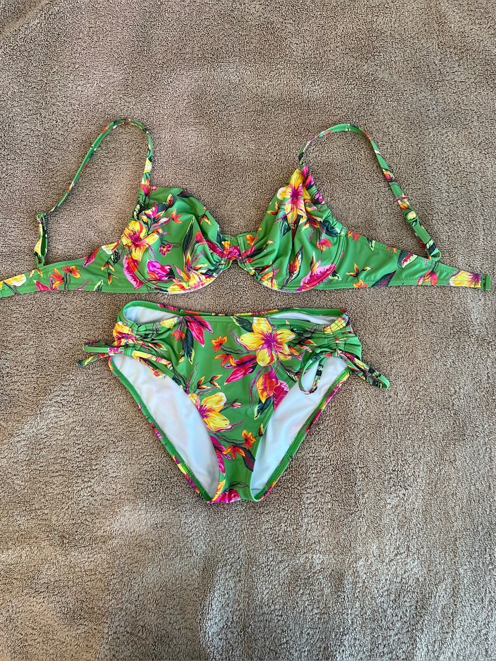 Green Floral Bikini Set by Lascana 34C top/4 bottom